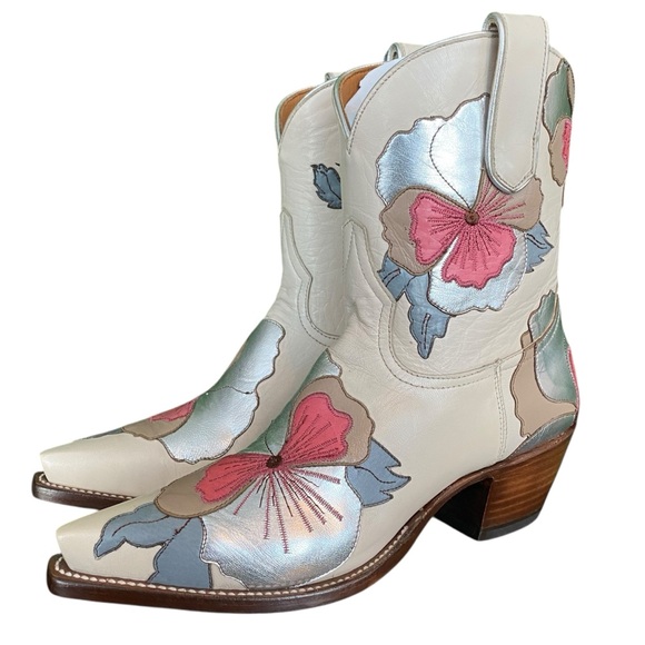 Miron Crosby Teressa Cowboy Boots - Picture 12 of 15